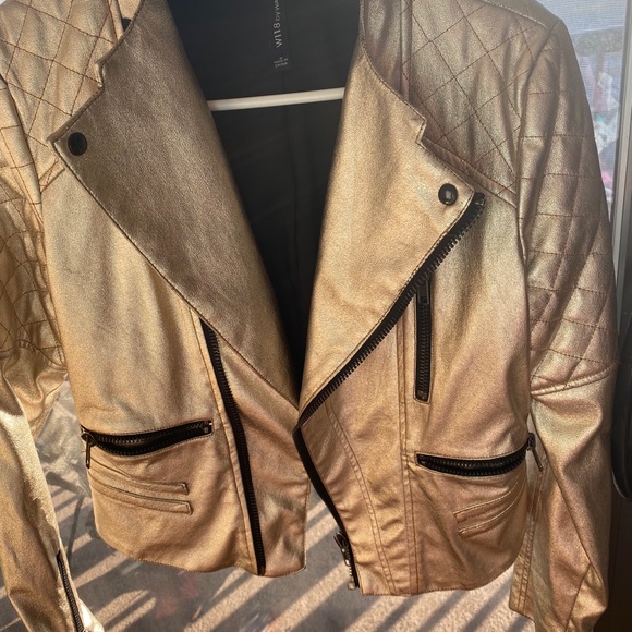 Gold jacket - Picture 7 of 7